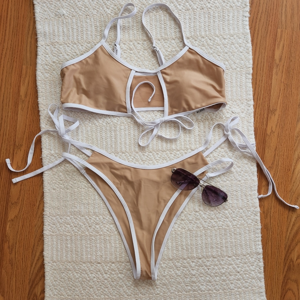 Stringy Bikini
